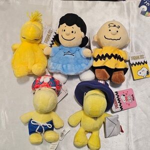 Set of 5 Peanuts Themed Plush